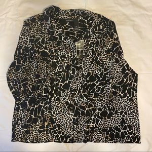 NWT 3/4 sleeve polyester blouse